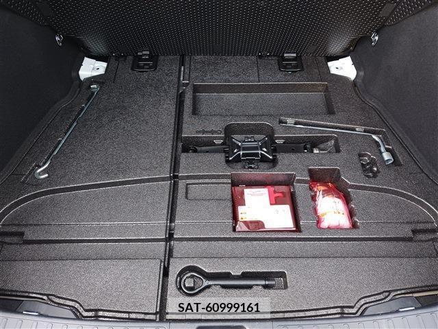 Toyota PRIUS 2018-04 281712-16