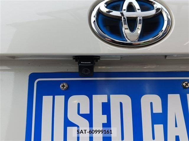 Toyota PRIUS 2018-04 281712-11