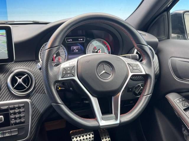Mercedes Benz A-CLASS 2015-02 192373-9