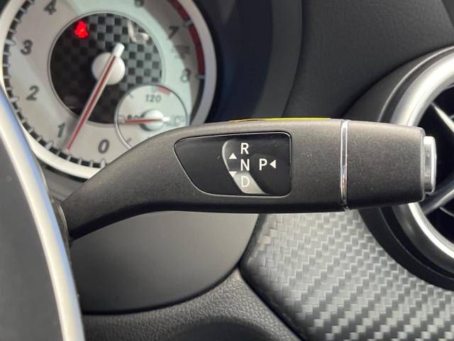 Mercedes Benz A-CLASS 2015-02 192373-10