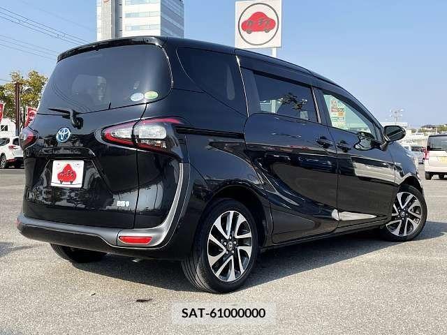 Toyota SIENTA 2018-01 214922-2