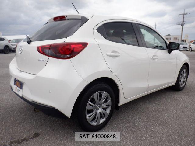 Mazda MAZDA2 2020-06 276372-2