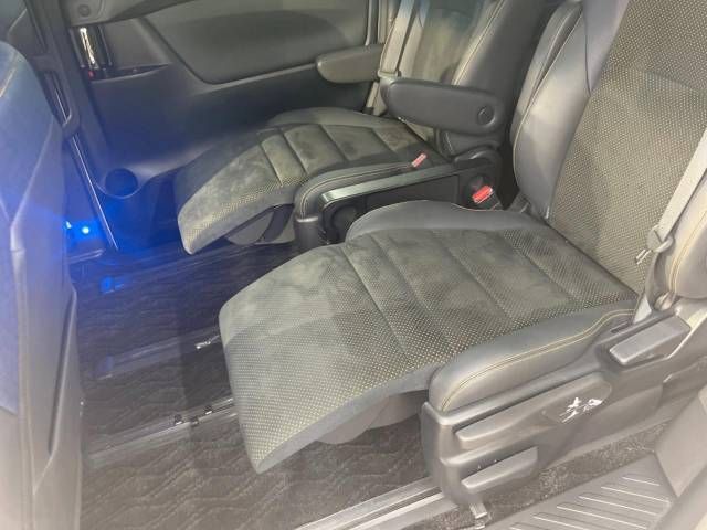Toyota VELLFIRE 2016-11 17653-18