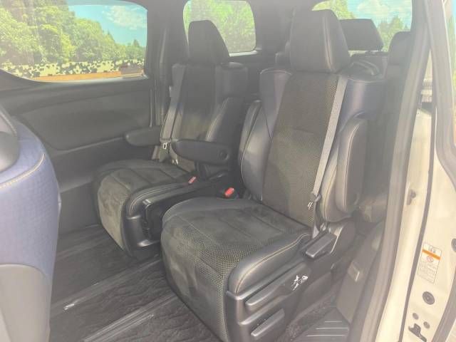 Toyota VELLFIRE 2016-11 17653-17