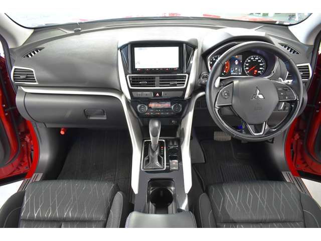 Mitsubishi ECLIPSE CROSS 2019-10 24415-2