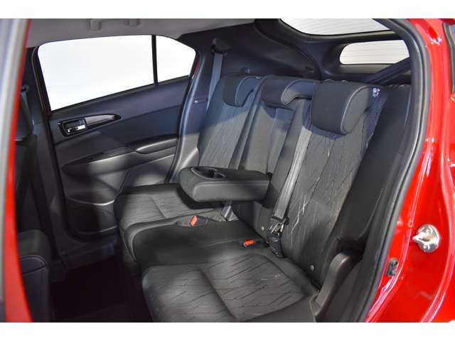 Mitsubishi ECLIPSE CROSS 2019-10 24415-12