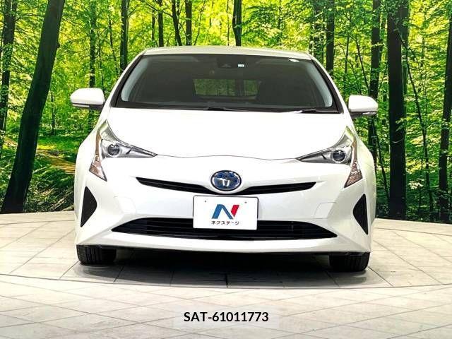Toyota PRIUS 2016-03 281841-13
