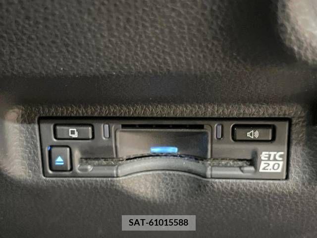 Toyota SIENTA 2022-10 221013-7