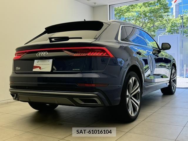 Audi Q8 2019-09 356614-1