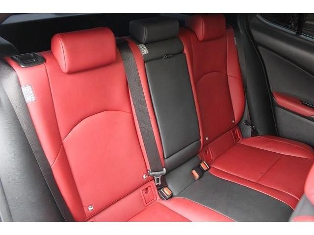 Lexus UX 2021-02 194233-13