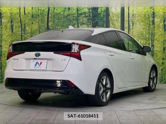 Toyota PRIUS 2019-03 366613-17
