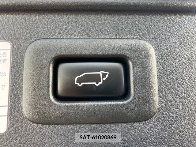 Toyota VELLFIRE 2017-05 203895-7