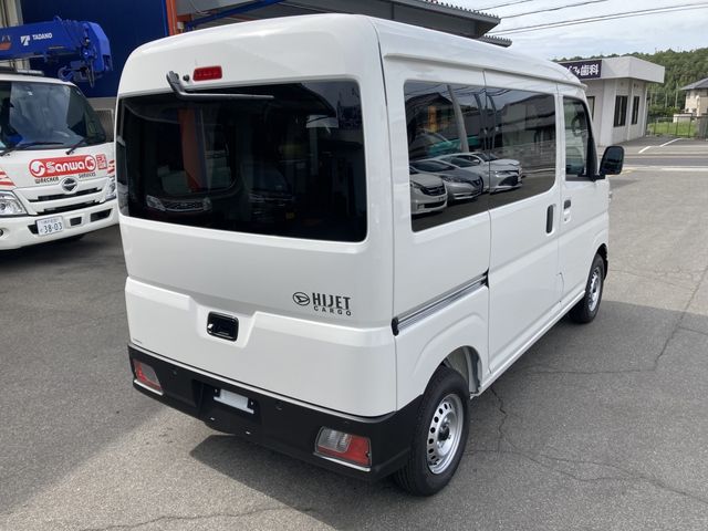 Daihatsu HIJET CARGO 2023-08 19976-4