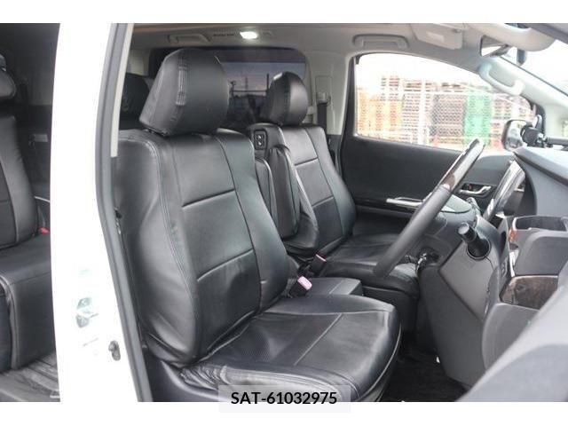 Toyota VELLFIRE 2013-04 237762-12