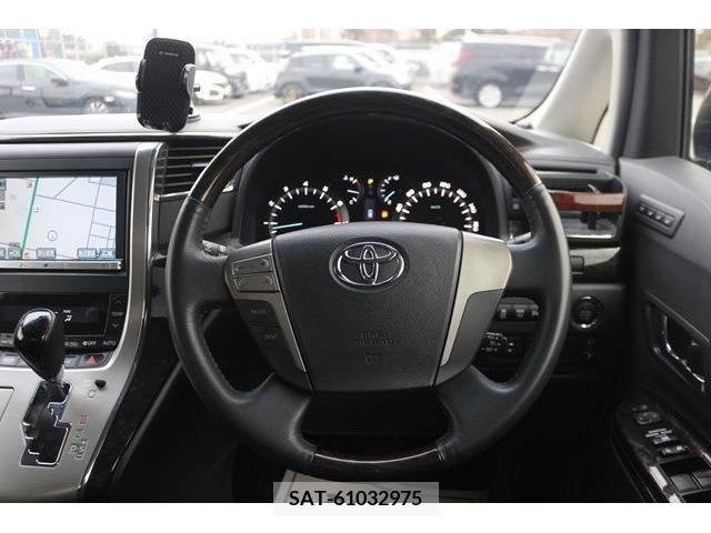 Toyota VELLFIRE 2013-04 237762-15
