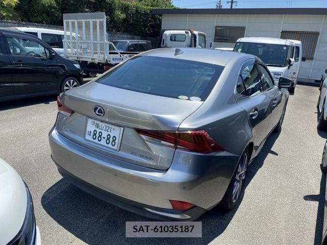 Lexus IS 2018-03 388256-2