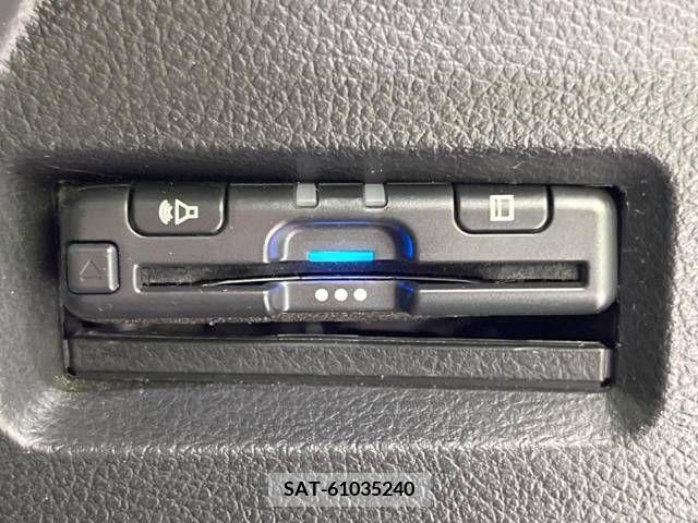 Suzuki SPACIA 2017-04 312235-3