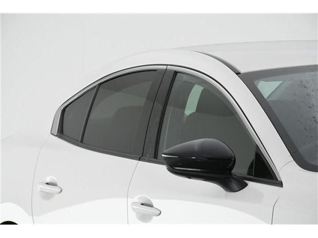 Mazda MAZDA3 2021-11 27946-3