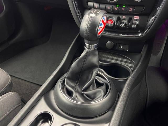 Bmw MINI 2018-12 187342-11