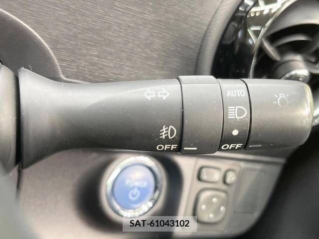 Toyota AQUA 2015-08 248832-6