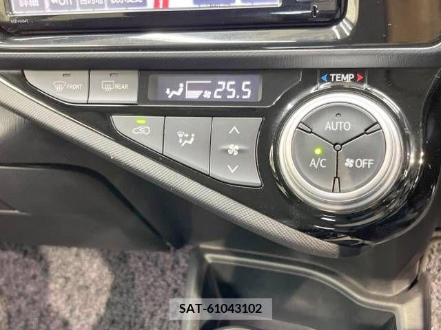 Toyota AQUA 2015-08 248832-5