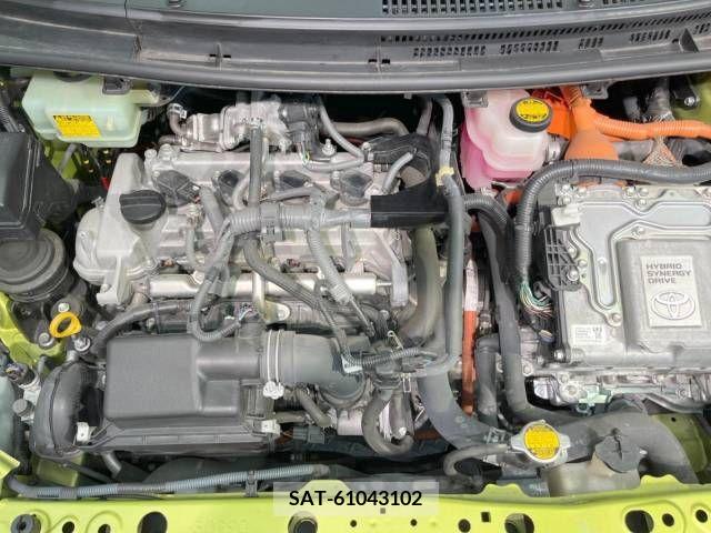 Toyota AQUA 2015-08 248832-18