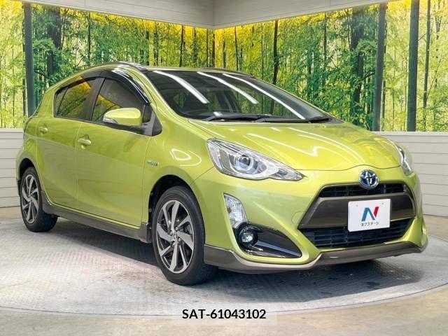 Toyota AQUA 2015-08 248832-16