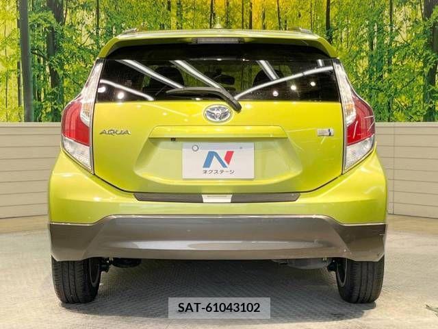 Toyota AQUA 2015-08 248832-15