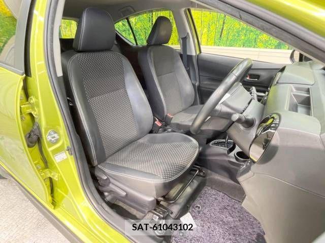Toyota AQUA 2015-08 248832-8