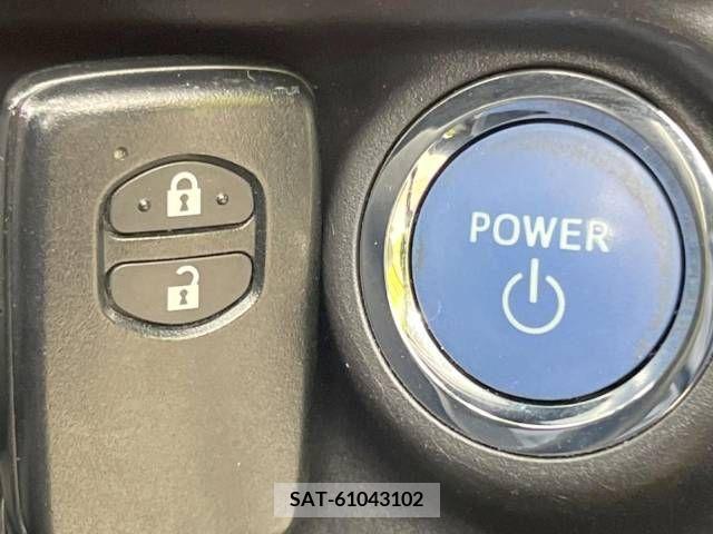 Toyota AQUA 2015-08 248832-7