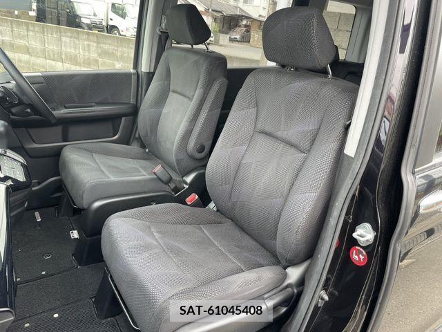 Honda e 2012-01 211693-15
