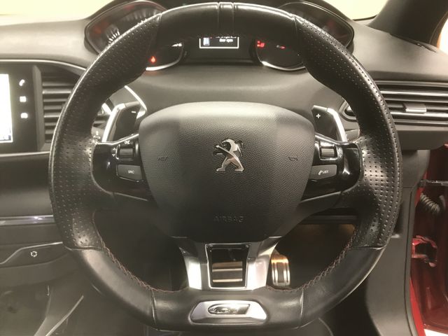 Peugeot 308 2018-06 193050-16
