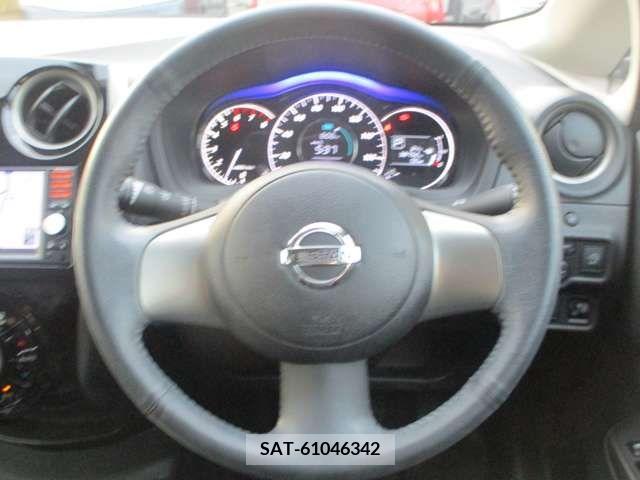 Nissan NOTE 2013-10 302326-13