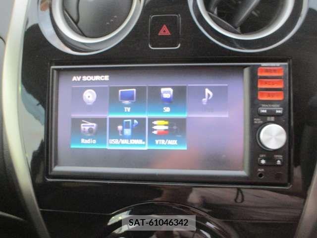 Nissan NOTE 2013-10 302326-17