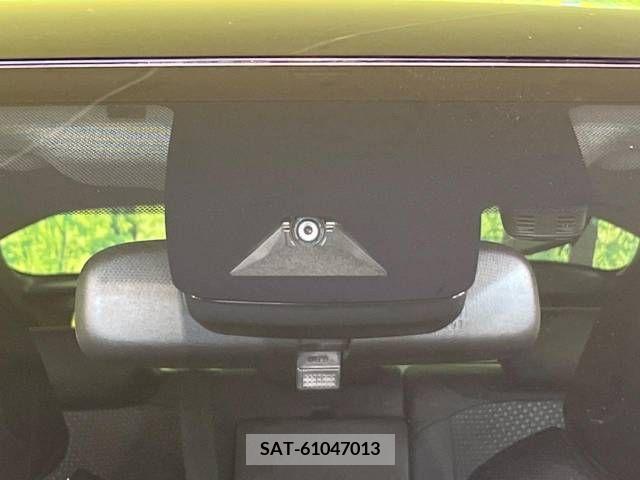 Toyota PRIUS 2020-04 338477-2