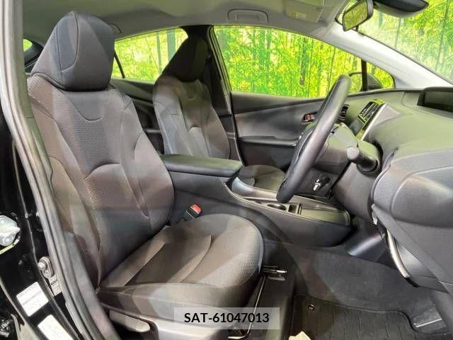 Toyota PRIUS 2020-04 338477-11