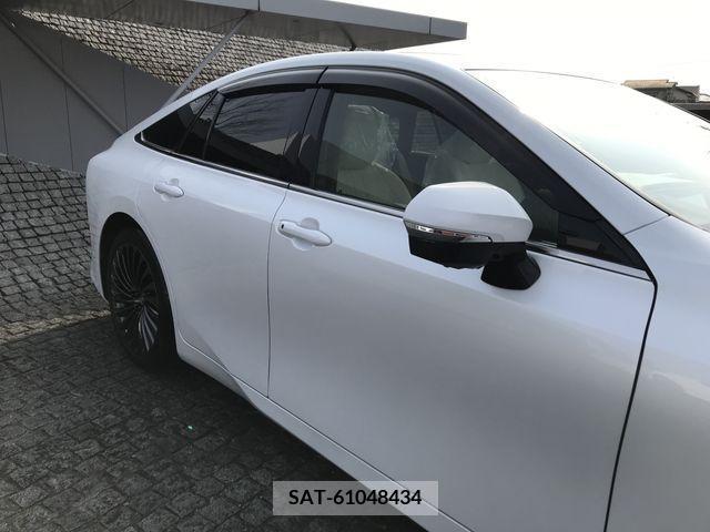 Toyota Mirai 2020-06 214030-2