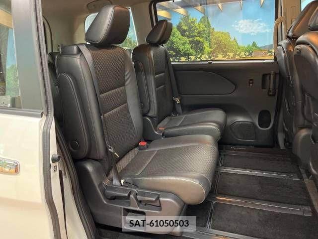 Nissan SERENA 2019-08 367722-9