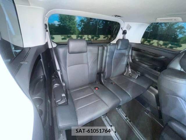 Toyota ALPHARD 2019-07 355439-16