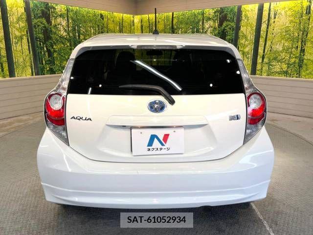 Toyota AQUA 2013-08 257018-16