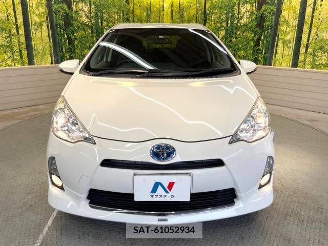Toyota AQUA 2013-08 257018-15