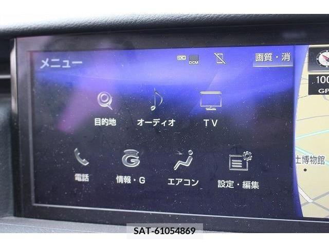 Lexus IS 2018-03 300001-2