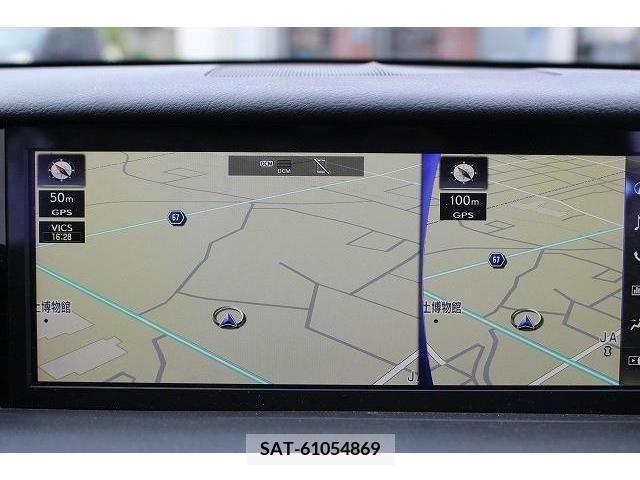 Lexus IS 2018-03 300001-1
