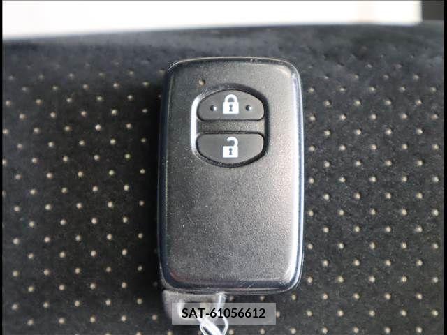 Toyota AQUA 2014-03 328921-14