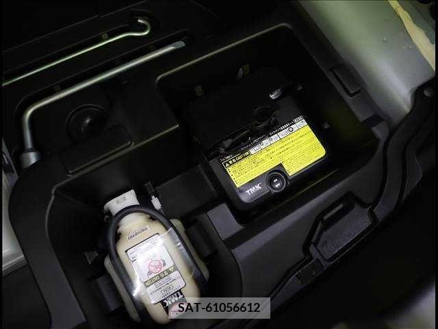 Toyota AQUA 2014-03 328921-24