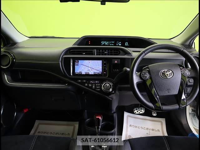 Toyota AQUA 2014-03 328921-2