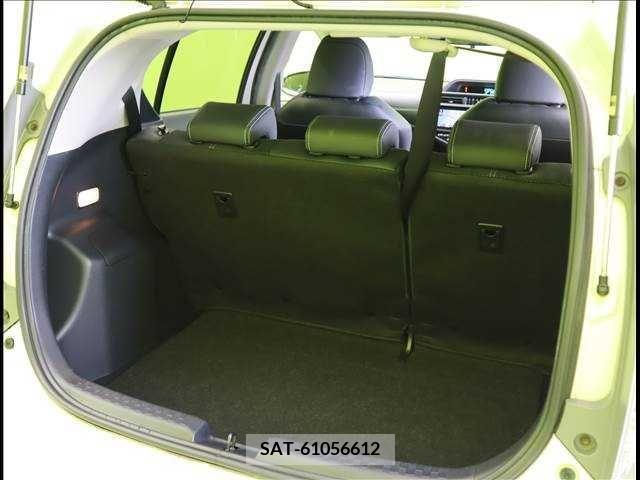 Toyota AQUA 2014-03 328921-23