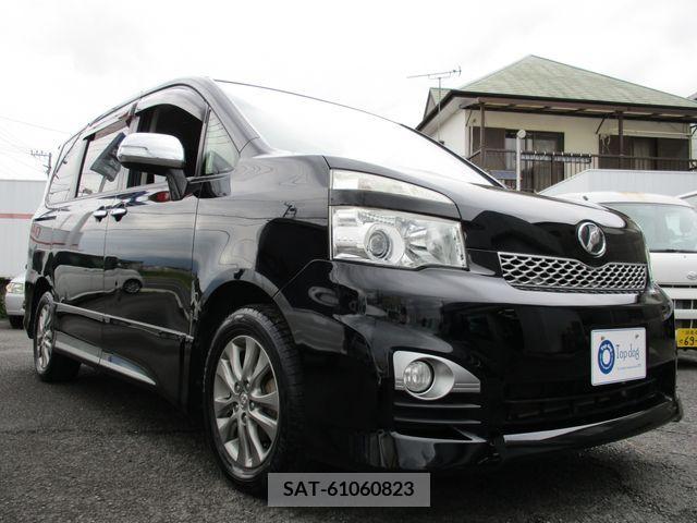 Toyota VOXY 2013-01 289276-1