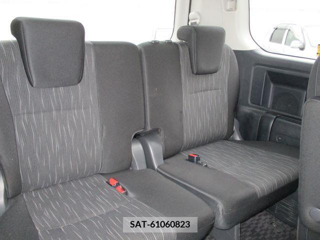 Toyota VOXY 2013-01 289276-10