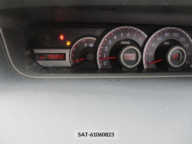 Toyota VOXY 2013-01 289276-15